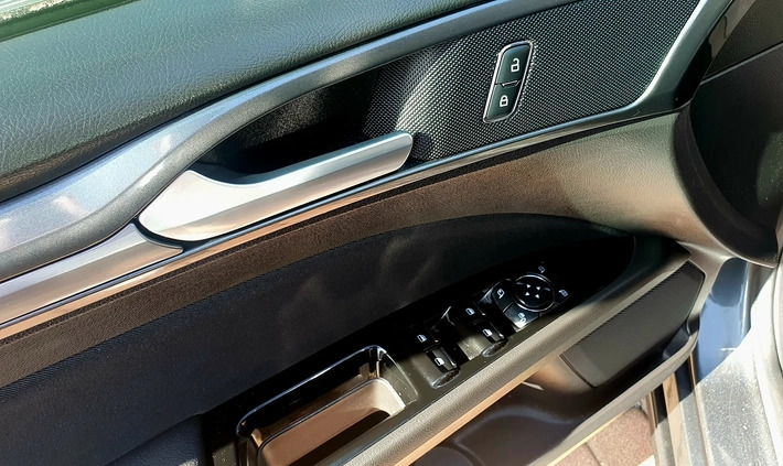 Ford Mondeo cena 65000 przebieg: 193395, rok produkcji 2019 z Legnica małe 631